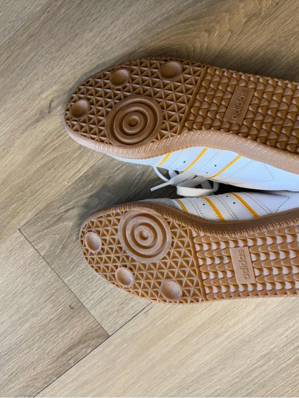 adidas White and Yellow Samba Low-Top Sneakers - Picture 4 of 5
